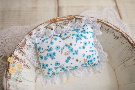 Newborn pillow - blue flowers