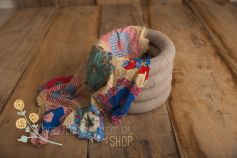 A set - ring prop and a patchwork blanket 1